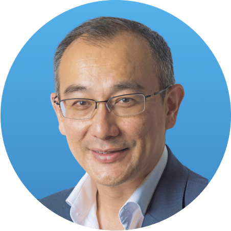 Headshot of Dr Kevin Ho in a blue circular background